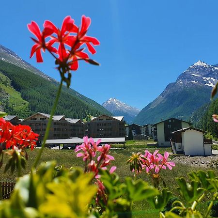 Haus Artemis Apartman Saas-Grund Kültér fotó